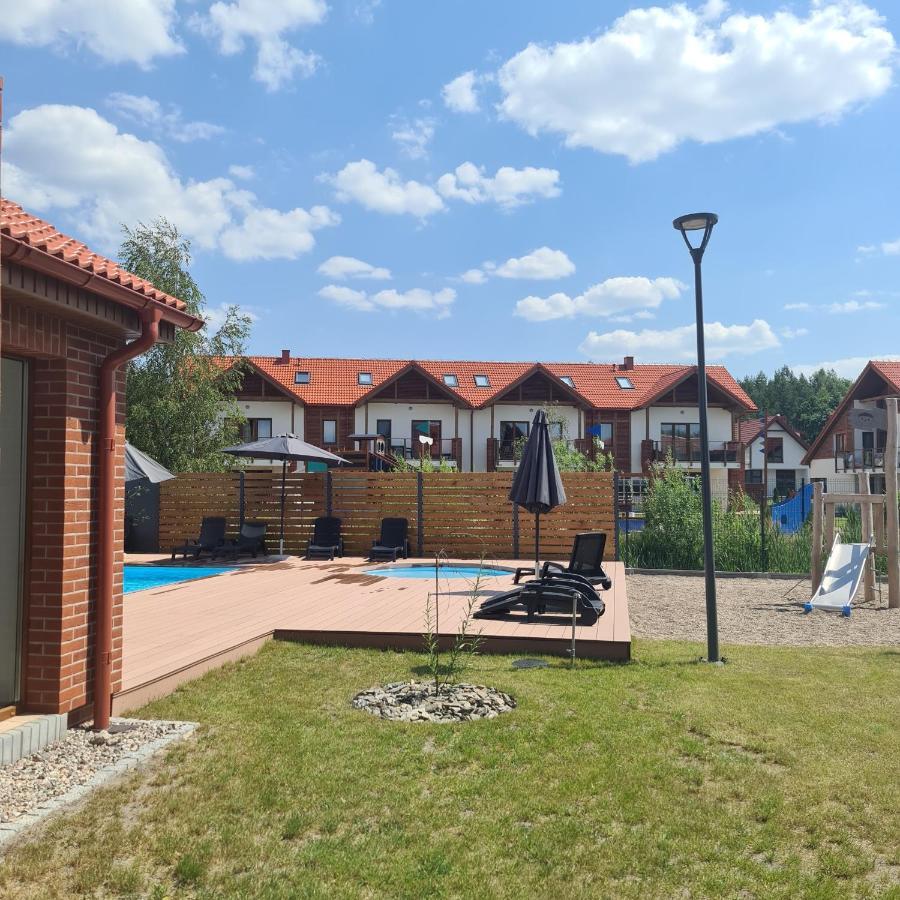 Lebskie Zacisze - Apartamenty Lebska Ostoja- Piaskowa Zarnowska Buitenkant foto
