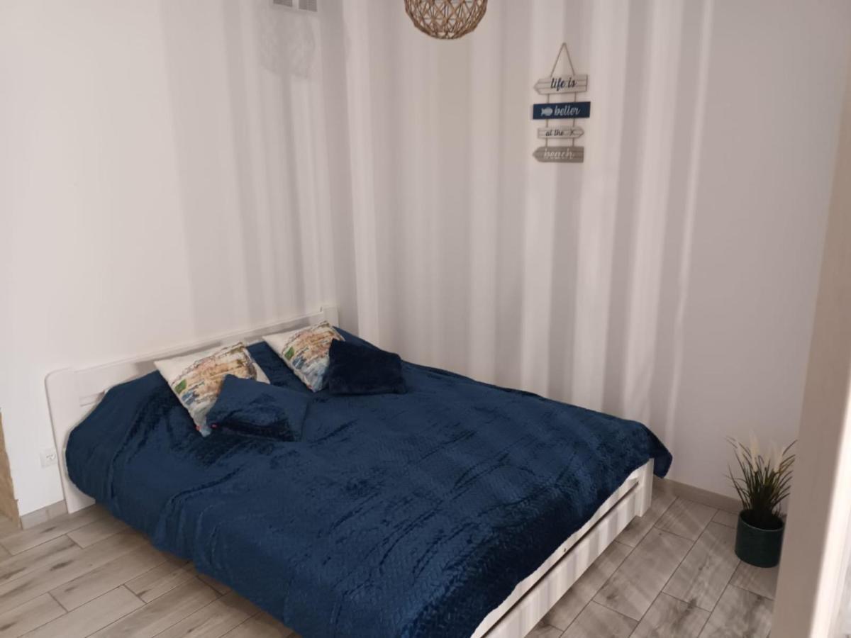 Lebskie Zacisze - Apartamenty Lebska Ostoja- Piaskowa Zarnowska Buitenkant foto
